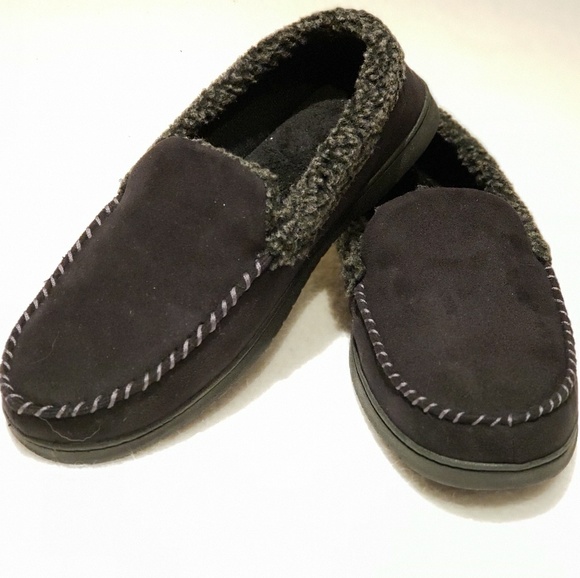 dearfoams Other - Dearfoams Mens Memory Foam Indoor/Outdoor Slippers